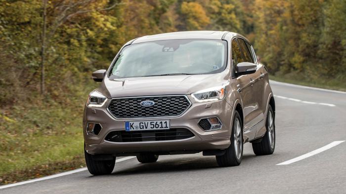 Το Kuga είναι το νεώτερο μέλος της οικογένειας Ford Vignale και διατίθεται σε 3 μόνο χρώματα: Absolute Black Magnetic, White Platinum και Milano Grigio, όπως αυτή της δοκιμής μας