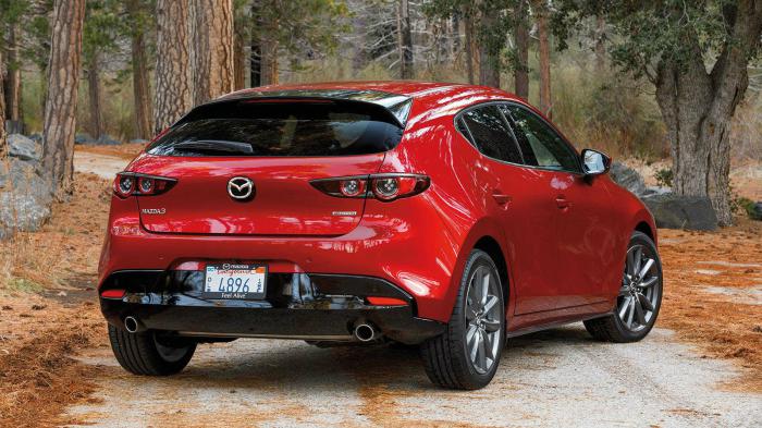 :  Mazda 3 Skyactive-G 2.0 Hybrid
