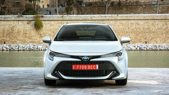 : Toyota Corolla Touring Sports 