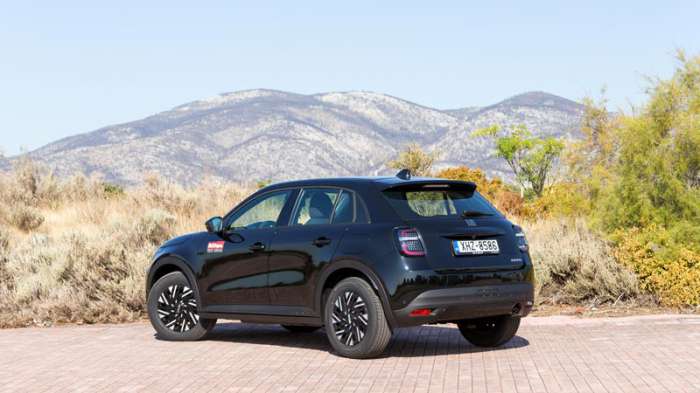 Fiat 600 VS Ford Puma Βαθμολογίες. Ποιο είναι καλύτερο σε κατανάλωση, χώρους, επιδόσεις, εγγυήσεις. Fiat 600 VS Ford Puma Βαθμολογίες. Ποιο είναι καλύτερο σε κατανάλωση, χώρους, επιδόσεις, εγγυήσεις.