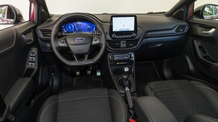 Ford Puma Vivid Ruby: Πόσο καλό είναι σε εξοπλισμό άνεσης και ασφαλείας; Ford Puma Vivid Ruby: Πόσο καλό είναι σε εξοπλισμό άνεσης και ασφαλείας;