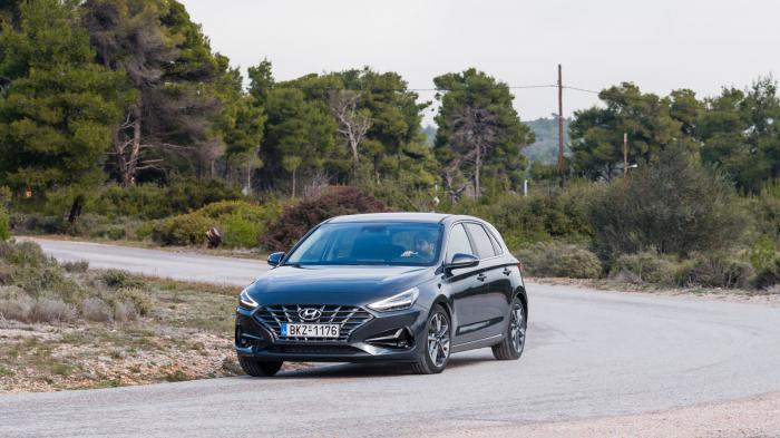Hyundai i30: Με τεράστιο πορτ-μπαγκάζ και οικονομική τιμή Hyundai i30: Με τεράστιο πορτ-μπαγκάζ και οικονομική τιμή