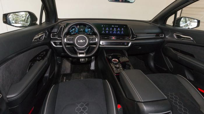 Kia Sportage 180 PS 7DCT: Πόσο καλό είναι σε εξοπλισμό άνεσης και ασφαλείας; Kia Sportage 180 PS 7DCT: Πόσο καλό είναι σε εξοπλισμό άνεσης και ασφαλείας;