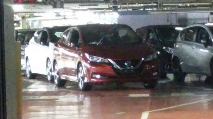   Nissan Leaf  