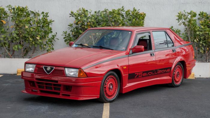 Η θρυλική Evoluzione, Twin Spark κινητήρες και η 3.0 America Η θρυλική Evoluzione, Twin Spark κινητήρες και η 3.0 America