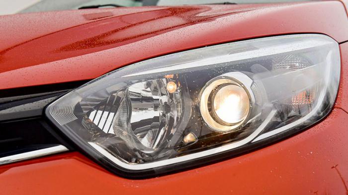 Τα πρώτα Renault Captur είχαν αδύναμα φώτα, βελτιώθηκαν τα facelift Τα πρώτα Renault Captur είχαν αδύναμα φώτα, βελτιώθηκαν τα facelift