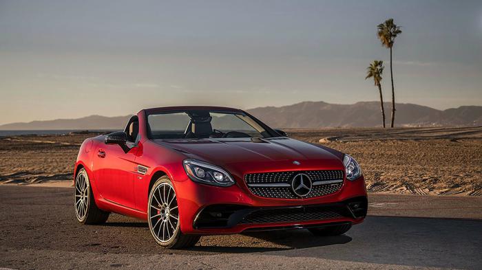 Μία μικρή ενημέρωση θα προσφέρει στη SLC η Mercedes, την ίδια στιγμή που η ισχυρή AMG SLC 43 θα αποκτήσει ακόμα περισσότερη δύναμη.