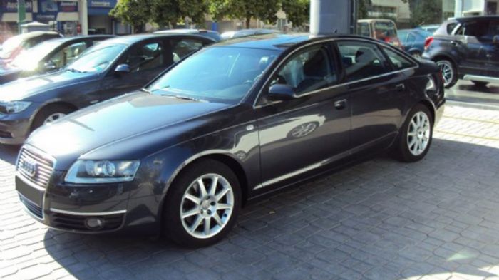Δείτε το εκπληκτικό Audi A6 3.2 FSI V6 Quattro του 2004. 