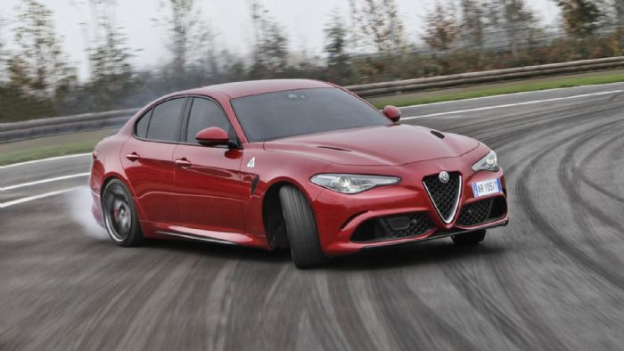 Ο Sergio Marchionne είπε σε πρόσφατη συνέντευξή του: «Η επένδυση στην Alfa Romeo και ειδικά η τεχνική επένδυση στην αρχιτεκτονική, ήταν κάτι που είχαμε σχεδιάσει να ωφελήσει όχι μόνο την Alfa.».	