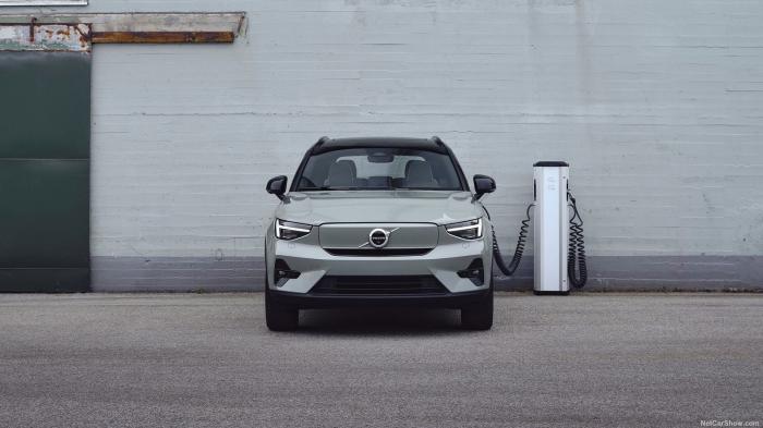 Ανάκληση για 5.351 Volvo XC40 Recharge 