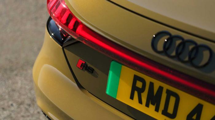 Audi RS: Ναι στα υβριδικά αλλά όχι στα τετρακύλινδρα Audi RS: Ναι στα υβριδικά αλλά όχι στα τετρακύλινδρα