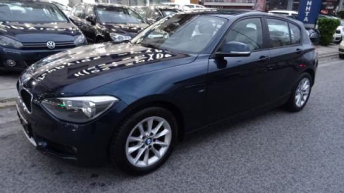 Αυτή η BMW Σειρά 1 είναι σε εξαιρετική κατάταση και εφοδιάζεται με πετρελαιοκινητήρα 1.6 λτ.
