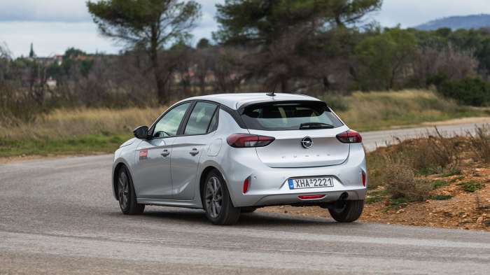 Opel Corsa VS Renault Clio 90ps Βαθμολογίες. Ποιο είναι καλύτερο σε κατανάλωση, χώρους, επιδόσεις, εγγυήσεις. Opel Corsa VS Renault Clio 90ps Βαθμολογίες. Ποιο είναι καλύτερο σε κατανάλωση, χώρους, επιδόσεις, εγγυήσεις.