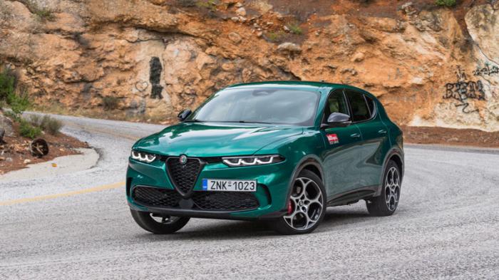 Alfa Romeo Tonale Plug-in Hybrid Q4:      Tonale; 