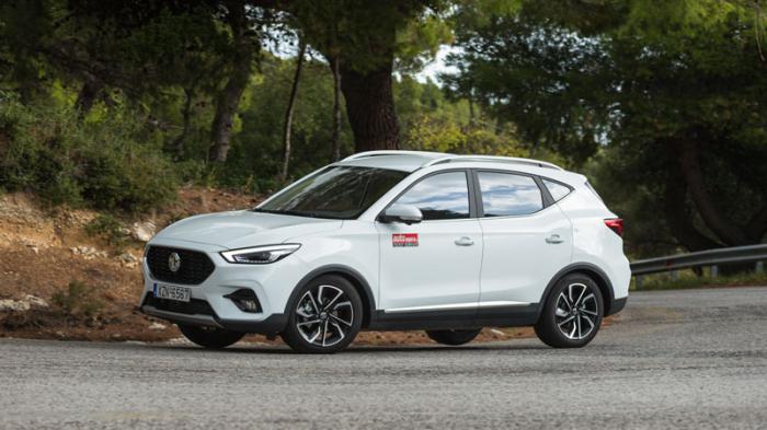 MG ZS: Αυτόματο, πλούσιο, με 111 ίππους και τιμή-λουκούμι   