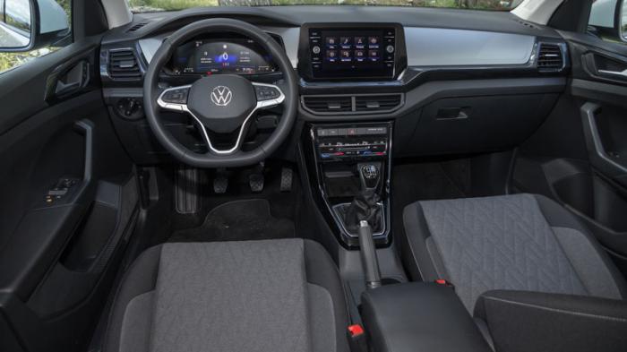 VW T-Cross 116 PS: Πόσο καλό είναι σε εξοπλισμό άνεσης και ασφάλειας;