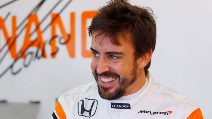 Ο Alonso δεν έχει κρύψει την επιθυμία του να κατακτήσει το αποκαλούμενο Triple Crown του μηχανοκίνητου αθλητισμού (νίκες σε Μονακό, Λε Μαν και Ινδιανάπολις).