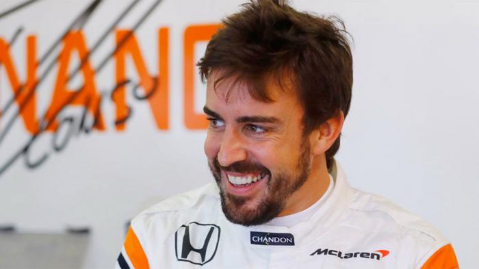 O Ισπανός οδηγός έβαλε τελικά την υπογραφή του επεκτείνοντας τη συνεργασία του με τη McLaren.