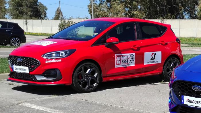 Ford Fiesta ST:       Ford [video]