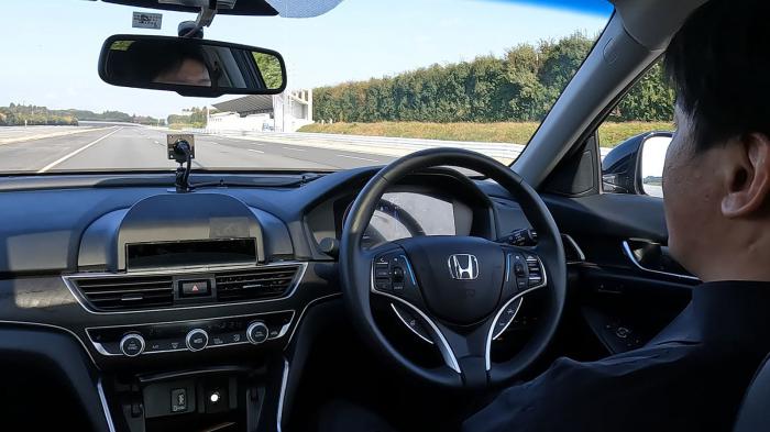 Honda: Οδήγηση χωρίς χέρια περιλαμβάνουν οι νέες τεχνολογίες Honda: Οδήγηση χωρίς χέρια περιλαμβάνουν οι νέες τεχνολογίες