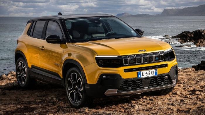 JEEP Avenger: To Car of the year 2023 με τιμή από 25.990 ευρώ 