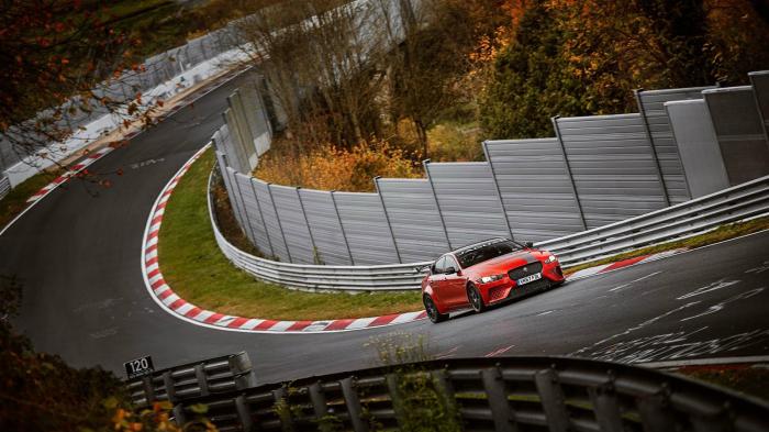 Η Jaguar XE SV Project 8 έχει γίνει πλέον το γρηγορότερο σεντάν που έτρεξε στην πίστα του Nurburgring.