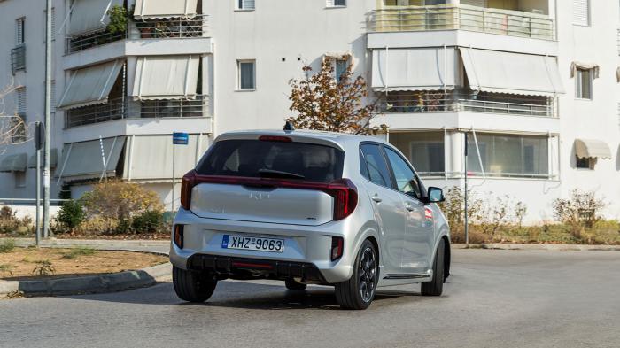 Fiat Panda VS Kia Picanto Βαθμολογίες. Ποιο είναι καλύτερο σε κατανάλωση, χώρους, επιδόσεις, εγγυήσεις.