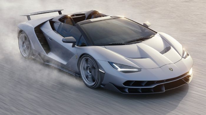 Η Lamborghini παρουσίασε την Centenario Roadster, ένα «ανοικτό» carbon supercar 770 ίππων, που θα κατασκευαστεί σε 20 αντίτυπα. Δείτε όλες τις πληροφορίες για το νέο εξωτικό αυτοκίνητο των Ιταλών, από