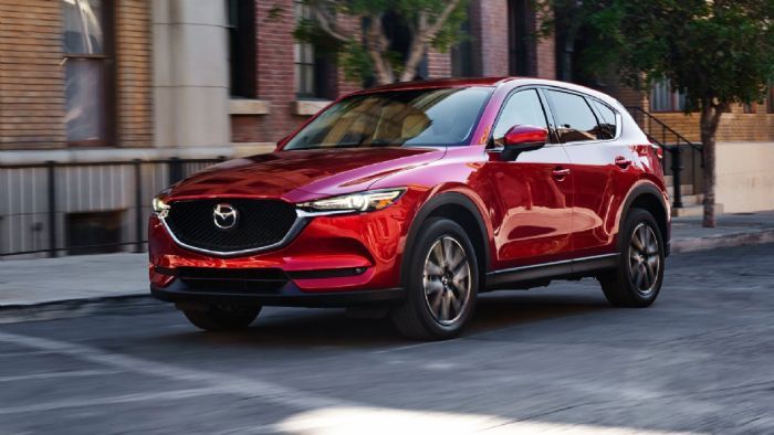 Στο Los Angeles Auto Show, η Mazda αποκάλυψε το νέο CX-5, το οποίο διαθέτει ανανεωμένο σχεδιασμό και «υιοθετεί» μία σειρά από νέες τεχνολογίες και κινητήρες.