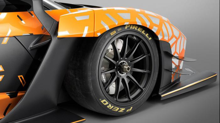  McLaren Senna GTR,        V8 4,0        825   800 Nm .