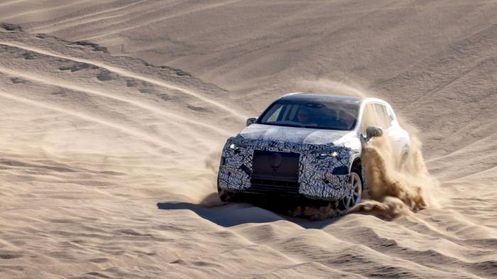 Mercedes EQS SUV: Νέες αποκαλυπτικές εικόνες από το εσωτερικό Mercedes EQS SUV: Νέες αποκαλυπτικές εικόνες από το εσωτερικό