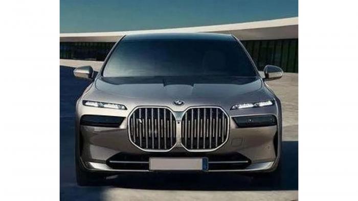  BMW  7:    