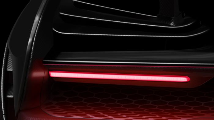 Η McLaren Automotive ανακοίνωσε σήμερα στην έκθεση του Ντουμπάι πως το επόμενο μοντέλο της που θα ανήκει στη σειρά Ultimate Series, θα παρουσιαστεί διαδικτυακά στις 10 Δεκεμβρίου.