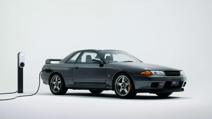  Nissan     GT-R R32!