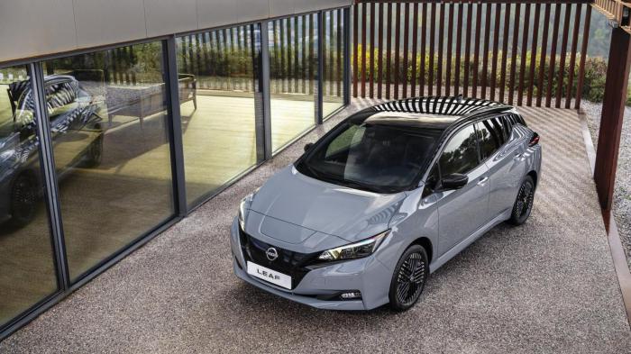 Nissan LEAF:   