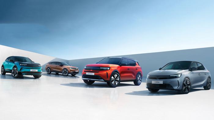 Η Opel κατεβάζει τις τιμές έως και 7.400 ευρώ λόγω Χριστουγέννων  