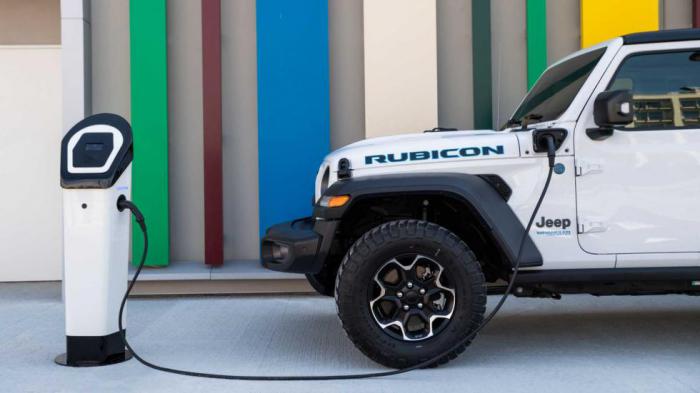 Plug-in  Jeep    