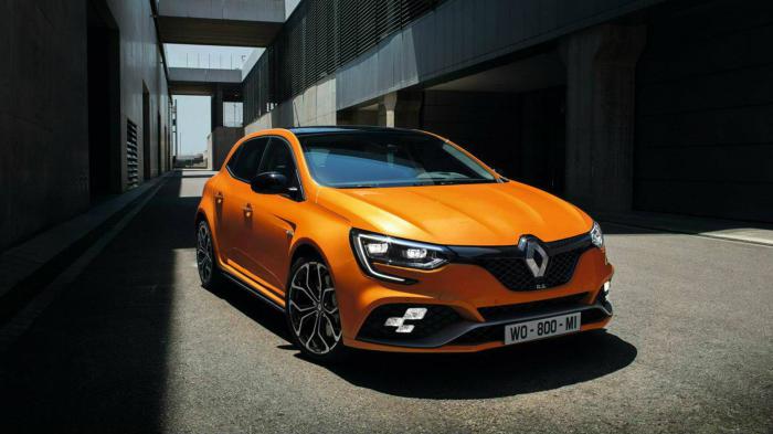 Renault:    Megane