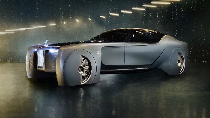 Η Rolls-Royce παρουσίασε αυτό που η ίδια χαρακτηρίζει το απόλυτο αυτόνομο του μέλλοντος. Ονομάζεται 103ΕΧ και σκοπός του είναι να μας παρουσιάσει το μέλλον των premium αυτοκινήτων σε 25 χρόνια από σήμ