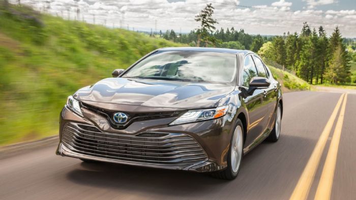 Οι πωλήσεις του Camry αναμένεται να ξεκινήσουν στην Ευρώπη το πρώτο τρίμηνο του επόμενου έτους.