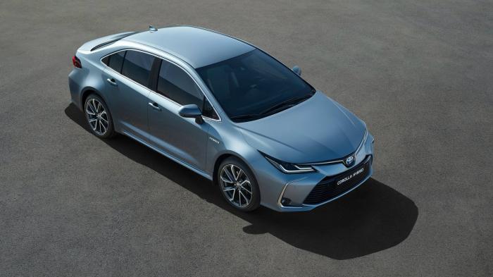       Corolla Hybrid     Prius