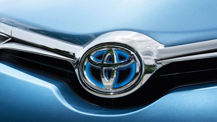 oyota  Yaris      
