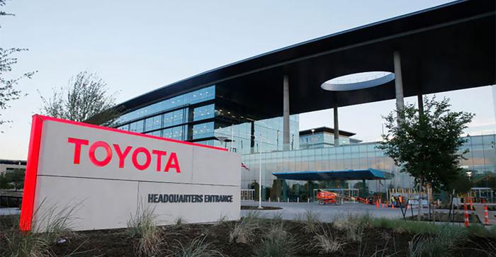  Toyota     