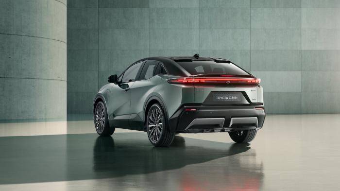 Toyota C-HR+: Ηλεκτρική πρεμιέρα στην Αθήνα πριν από το επίσημο λανσάρισμα