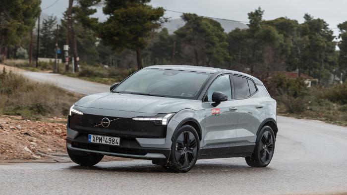Δοκιμή: Volvo EX30 Cross Country Twin Motor Performance 428 PS 69 kWh