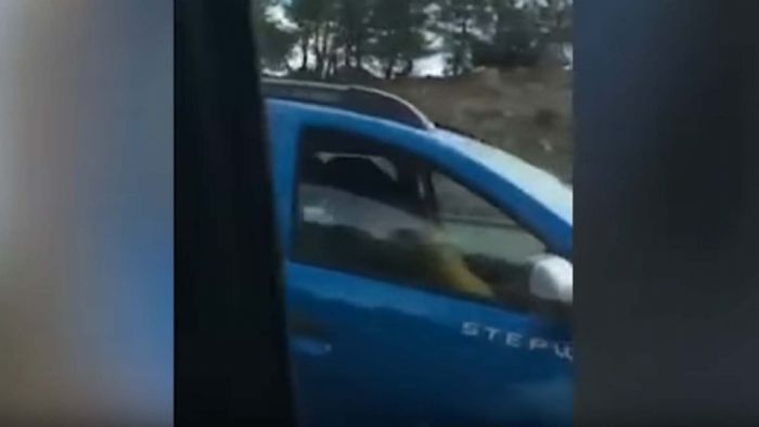Sex στο αυτοκίνητο: Απαγόρευση οδήγησης για 6 χρόνια... [video]