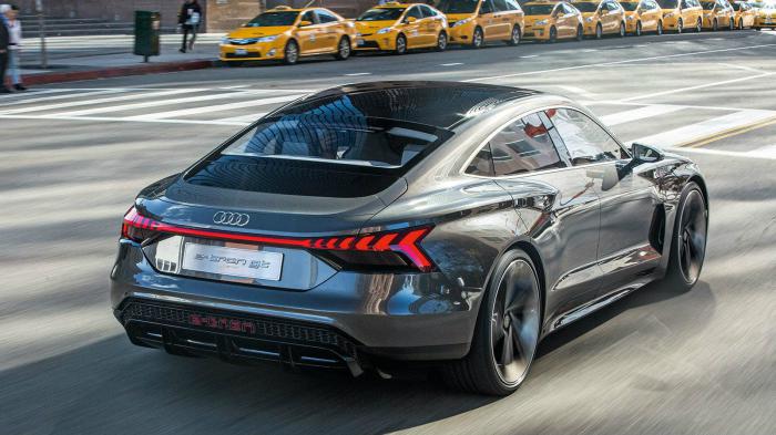: Audi e-Tron GT 590PS 