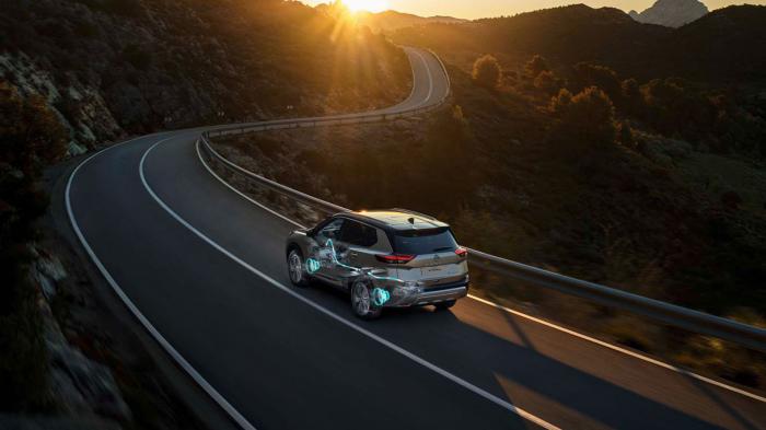 Σε μία ορεινή διαδρομή «παίρνει μπροστά» το Intelligent Torque Control (Έξυπνος Έλεγχος Ροπής), το οποίο βοηθά τον οδηγό να στρίβει τους τροχούς και να αλλάζει φορά με ελάχιστη προσπάθεια, περιστρέφοντας το τιμόνι ομαλά. Σε μία ορεινή διαδρομή «παίρνει μπροστά» το Intelligent Torque Control (Έξυπνος Έλεγχος Ροπής), το οποίο βοηθά τον οδηγό να στρίβει τους τροχούς και να αλλάζει φορά με ελάχιστη προσπάθεια, περιστρέφοντας το τιμόνι ομαλά.