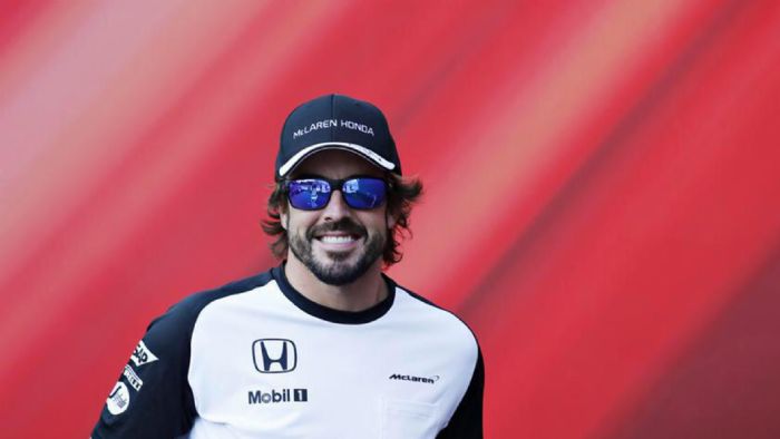 Ο Alonso δεν έχει κρύψει την επιθυμία του να κάνει το triple crown, νικώντας σε Indy και Le Mans.