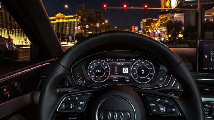 Η Audi αναπτύσει τεχνολογία η οποία θα μας λέει πότε το φανάρι από κόκκινο θα γίνει πράσινο.